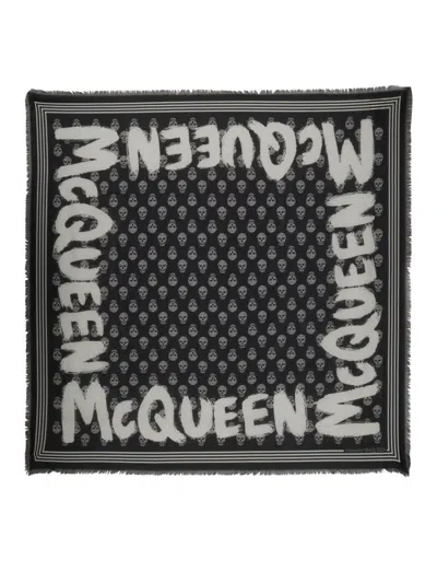 ALEXANDER MCQUEEN ALEXANDER MCQUEEN PRINTED SHAWL