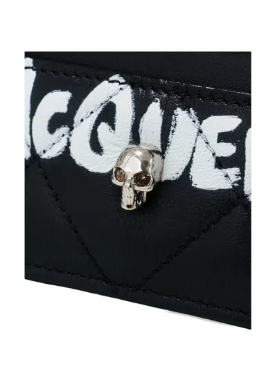 Alexander Mcqueen Graffiti-print Quilted Cardholder In Black