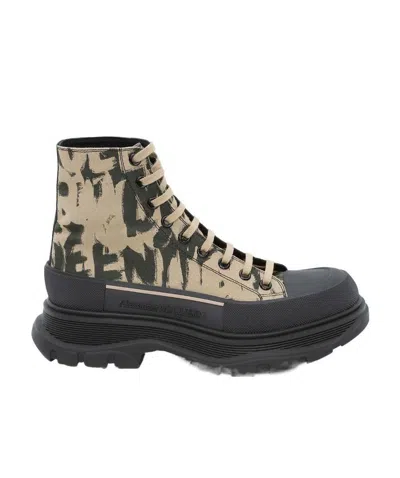 ALEXANDER MCQUEEN ALEXANDER MCQUEEN GRAFFITI PRINTED TREAD SLICK SNEAKERS