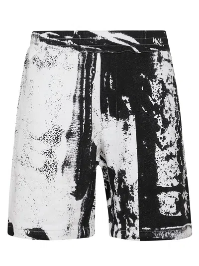 ALEXANDER MCQUEEN GRAPHIC PRINT SHORTS