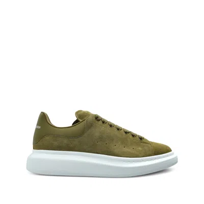 Alexander Mcqueen Oversized Sole Sneakers In Green