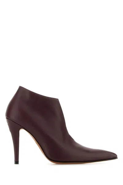 Alexander Mcqueen Heeled Shoes In Purple