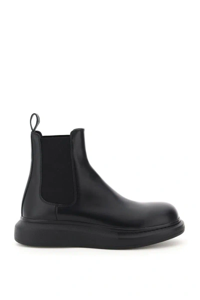 Alexander Mcqueen Hybrid Chelsea Boots In Black