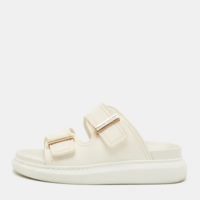 Pre-owned Alexander Mcqueen Hybrid Chelsea Size 36 White Rubber Flat Sandals