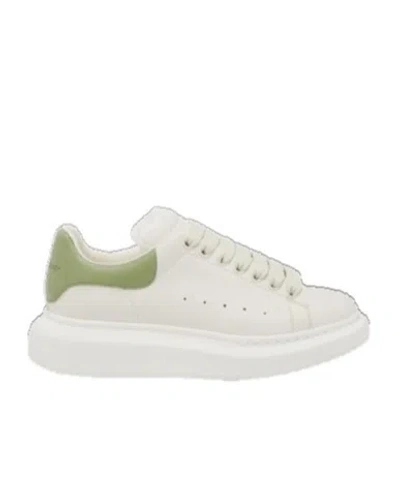 Alexander Mcqueen Lace-up Low-cut Casual Shoes In White