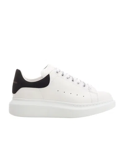 ALEXANDER MCQUEEN LACE-UP LOW-CUT SNEAKERS