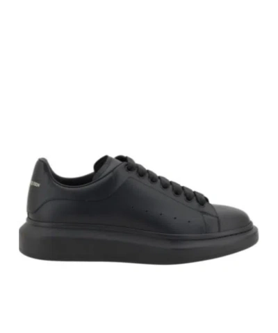 Alexander Mcqueen Lace-up Low-top Sneakers