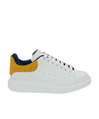 Alexander Mcqueen Lace-up Low-top Sneakers In White