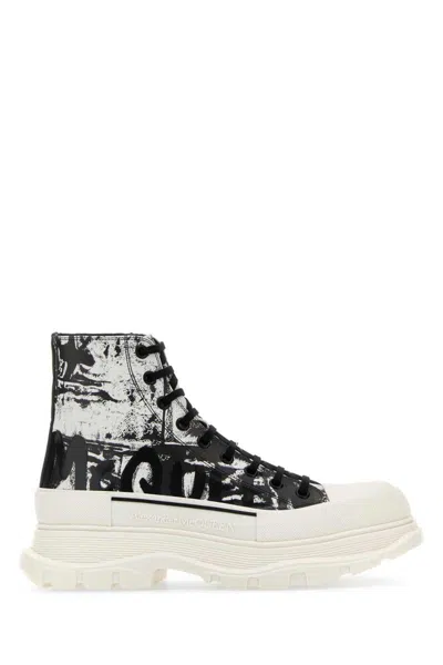 Alexander Mcqueen Lace-ups In Black&white