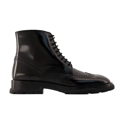 ALEXANDER MCQUEEN ALEXANDER MCQUEEN LACED ANKLE BOOTS