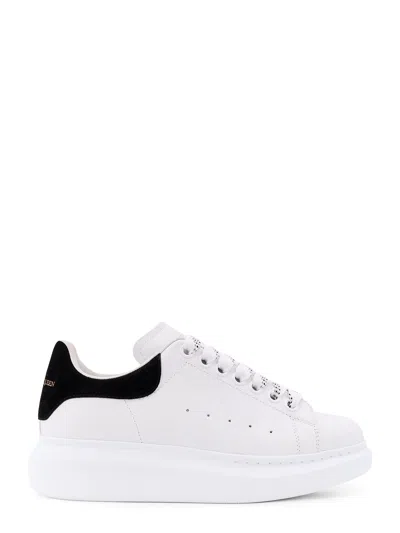 Alexander Mcqueen Larry Leather Sneakers With Logo Detail In Black