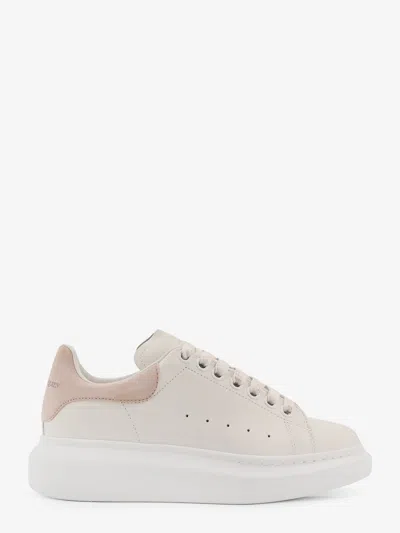 Alexander Mcqueen White Leather Sneakers With Powder Pink Suede Heel In Neutral