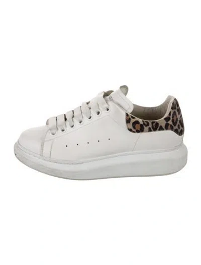 Pre-owned Alexander Mcqueen Leather Animal Print Sneakers In White