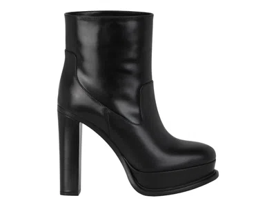 Pre-owned Alexander Mcqueen Leather Ankle Boots (women's) Sneakers In Black