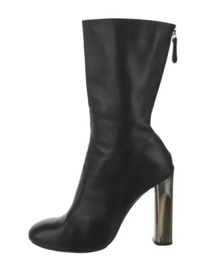 Pre-owned Alexander Mcqueen Leather Boots In Black