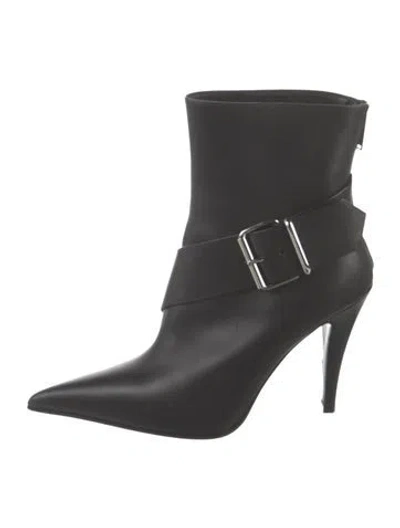 Pre-owned Alexander Mcqueen Leather Boots In Black