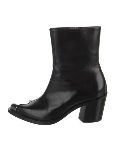 Pre-owned Alexander Mcqueen Leather Boots In Black