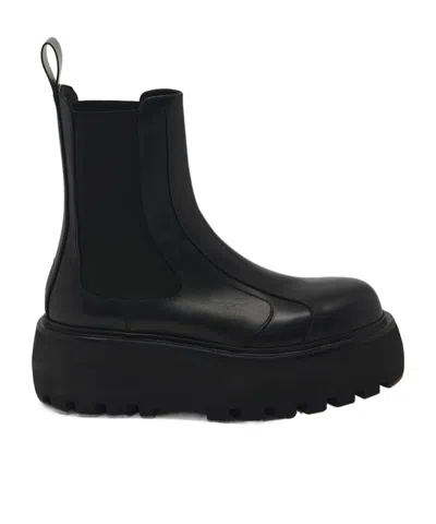 Alexander Mcqueen Leather Boots In Black