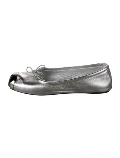 Pre-owned Alexander Mcqueen Leather Bow Accents Ballet Flats In Silver