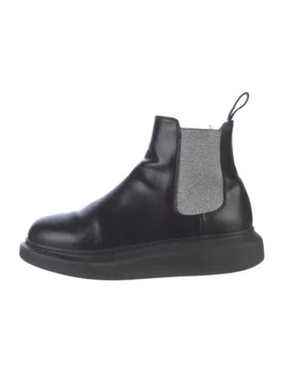Pre-owned Alexander Mcqueen Leather Chelsea Boots In Black