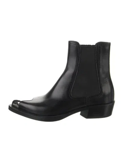 Pre-owned Alexander Mcqueen Leather Chelsea Boots In Black