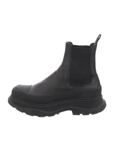 Pre-owned Alexander Mcqueen Leather Chelsea Boots In Black