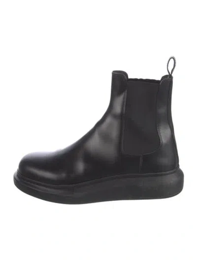 Pre-owned Alexander Mcqueen Leather Chelsea Boots In Black