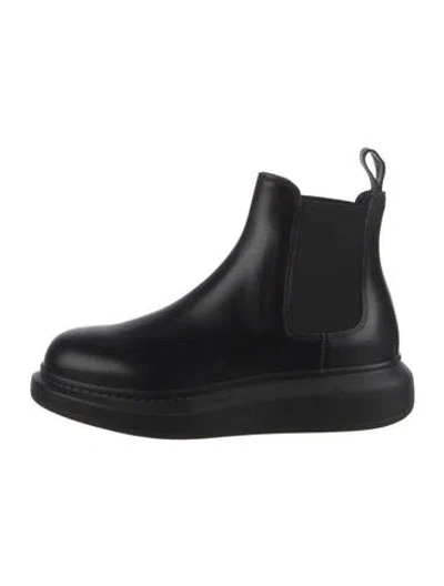 Pre-owned Alexander Mcqueen Leather Chelsea Boots W/ Tags In Black