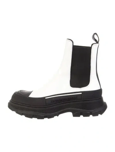 Pre-owned Alexander Mcqueen Leather Chelsea Boots In White