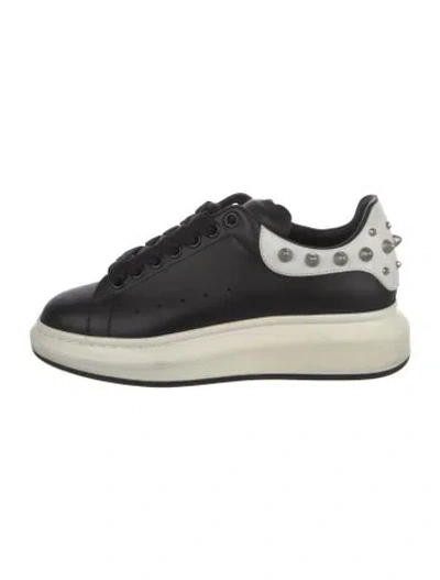 Pre-owned Alexander Mcqueen Leather Colorblock Pattern Sneakers In White
