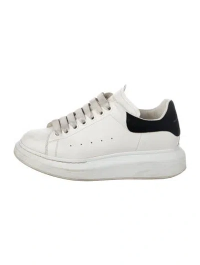Pre-owned Alexander Mcqueen Leather Colorblock Pattern Sneakers In White