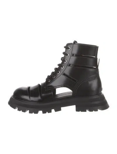 Pre-owned Alexander Mcqueen Leather Combat Boots In Black