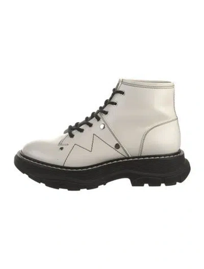 Pre-owned Alexander Mcqueen Leather Combat Boots In White