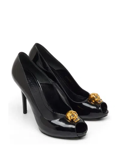 Pre-owned Alexander Mcqueen Leather Crystal-embellished Heeled Pumps In Black