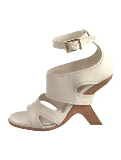 Pre-owned Alexander Mcqueen Leather Gladiator Sandals In Neutral