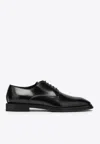 Alexander Mcqueen Logo-plaque Leather Derby Shoes In Black