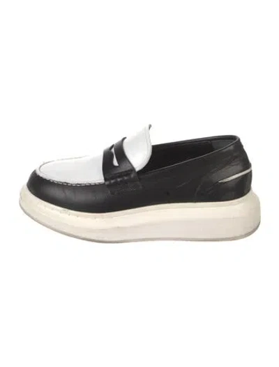 Pre-owned Alexander Mcqueen Leather Loafers In Black
