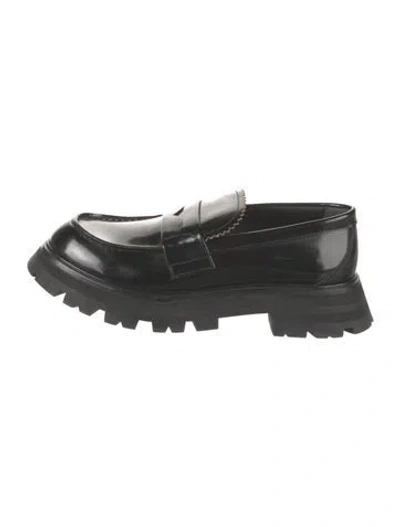 Pre-owned Alexander Mcqueen Leather Loafers In Black