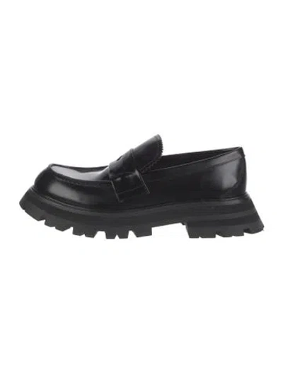 Pre-owned Alexander Mcqueen Leather Loafers In Black