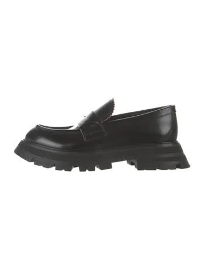 Pre-owned Alexander Mcqueen Leather Loafers In Black