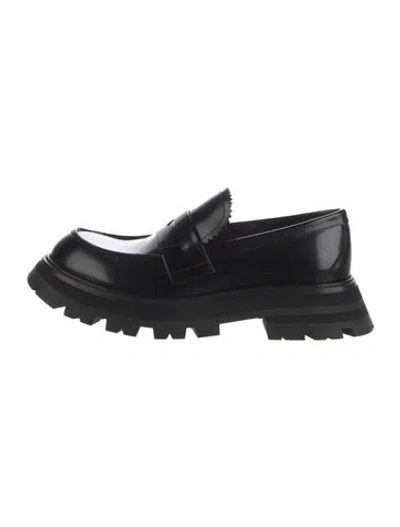Pre-owned Alexander Mcqueen Leather Loafers In Black