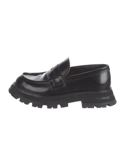 Pre-owned Alexander Mcqueen Leather Loafers In Black