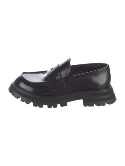 Pre-owned Alexander Mcqueen Leather Loafers In Black