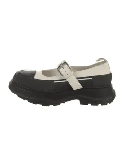 Pre-owned Alexander Mcqueen Leather Mary Jane Flats In Black