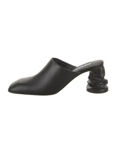 Pre-owned Alexander Mcqueen Leather Mules In Black