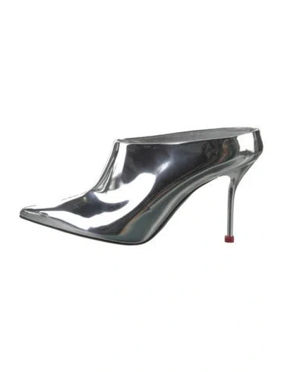 Pre-owned Alexander Mcqueen Leather Mules In Silver