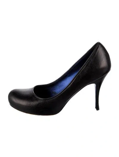 Pre-owned Alexander Mcqueen Leather Pumps In Black