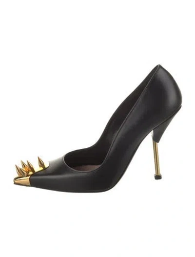 Pre-owned Alexander Mcqueen Leather Pumps In Black