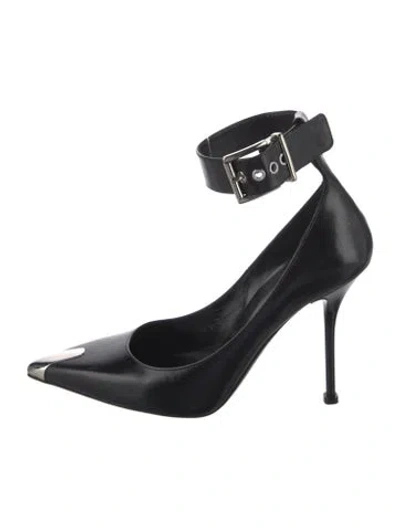 Pre-owned Alexander Mcqueen Leather Pumps In Black