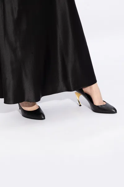Alexander Mcqueen Leather Pumps In Black